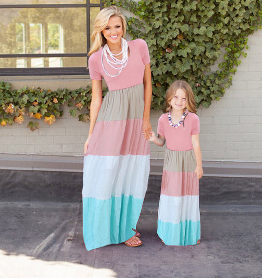 Matching mother and daughter short-sleeved striped dress