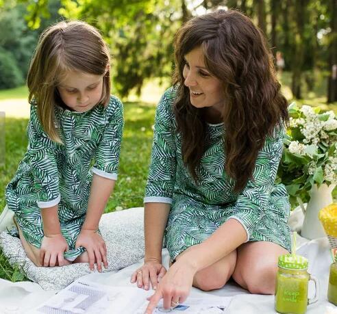 Matching mother and daughter knee-length skirt